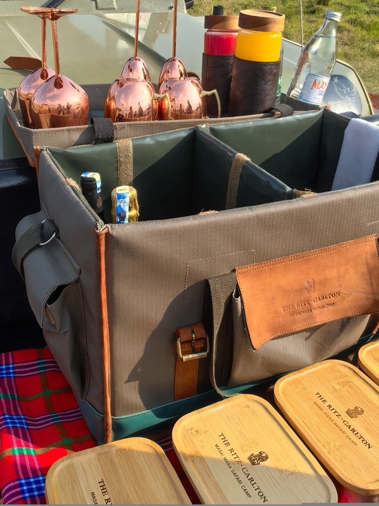 CenturionFHR's tweet photo. リッツカールトン京都はピエールエルメのサンドイッチでピクニックをさせてくれるんですが、リッツカールトンマサイマラはサバンナの中央で動物に囲まれながら、シャンパンと一緒に朝食や昼食を楽しめます！ https://t.co/cdD8pIM92w