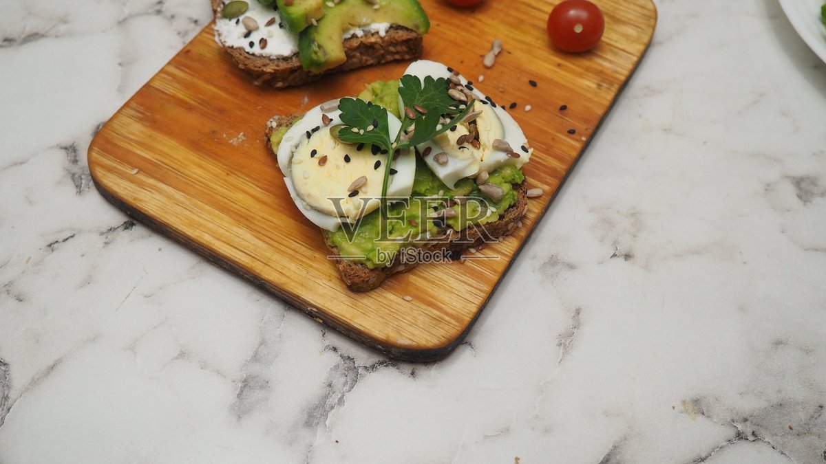 IrwansyahSafril's tweet photo. [Just had the coziest avocado toast with a sprinkle of flaky sea salt and a splash of lemon juice—simple, fresh, and perfect for a lazy weekday brunch! ]， https://t.co/jGXiKLjysu