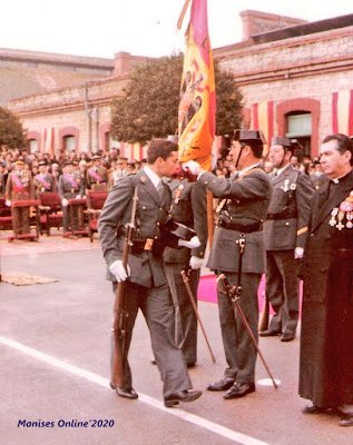 CarlosDeUrrecha's tweet photo. "Antonio 20 años, Alfonso 22, Miguel 23 y Mariano 25"
GC D Antonio García Argente, GC D Alfonso Mtnez Bellas, GC D Miguel Hdez Espigares y GC D Mariano Glez Huergo asesinados en Marquina por los cobardes de ETA

"Los acribillaron a balazos mientras comían"
https://t.co/XP6H5Xv7rY https://t.co/KSuxT96fFP