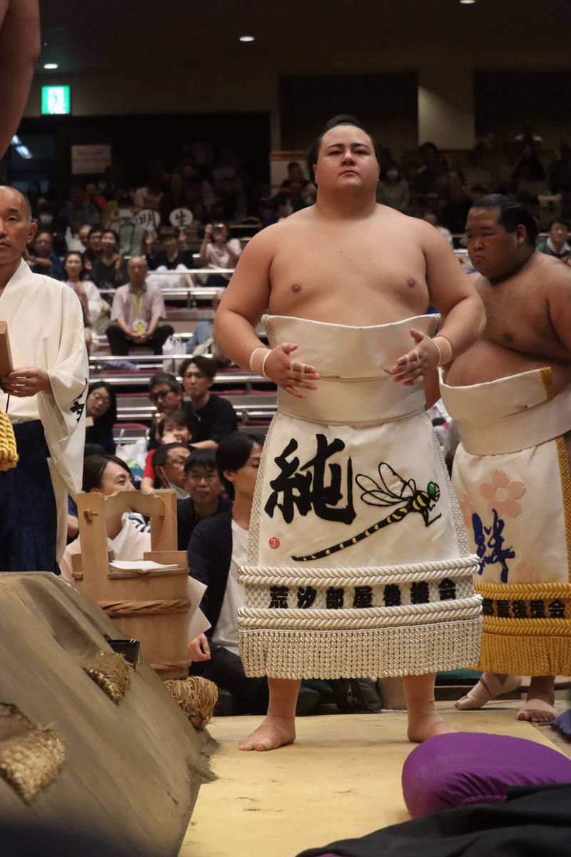 sumokyokai's tweet photo. ＜八日目の様子＞
十両土��入り。
時不動、丹治、生田目、嵐富士

#sumo #相撲 #九月場所 #秋場所 https://t.co/aaDLTqxUL8