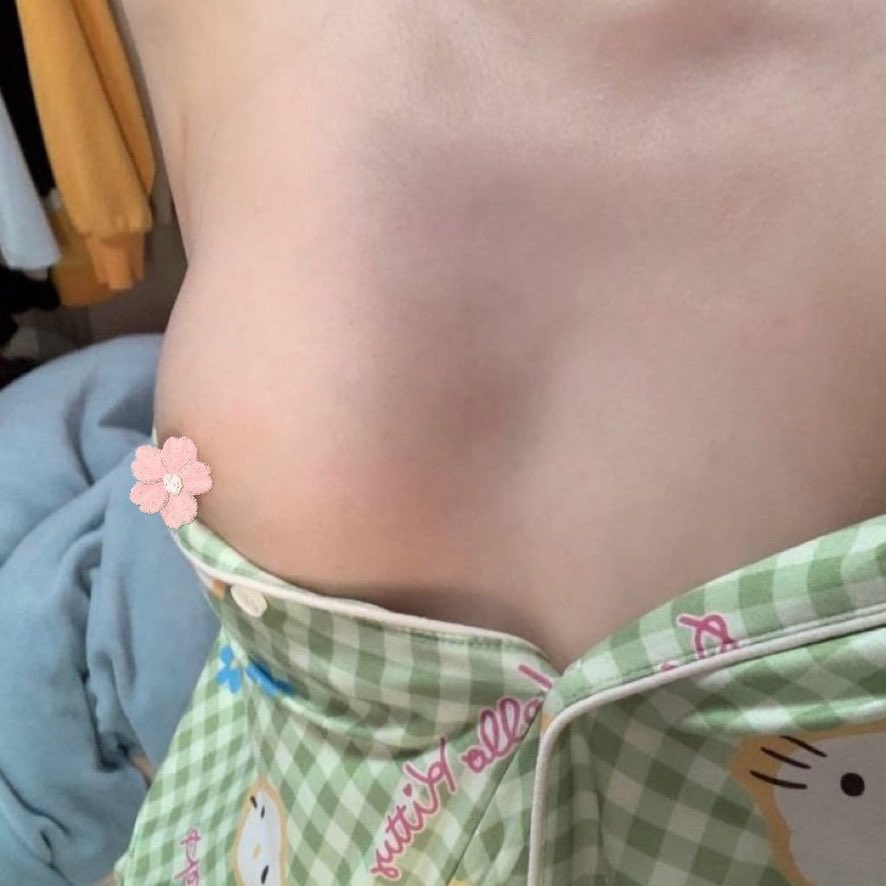 julienlib75's tweet photo. 烦死了😩大一了还是这么小😭 #处女 #女大 https://t.co/1qv1RcBd0K