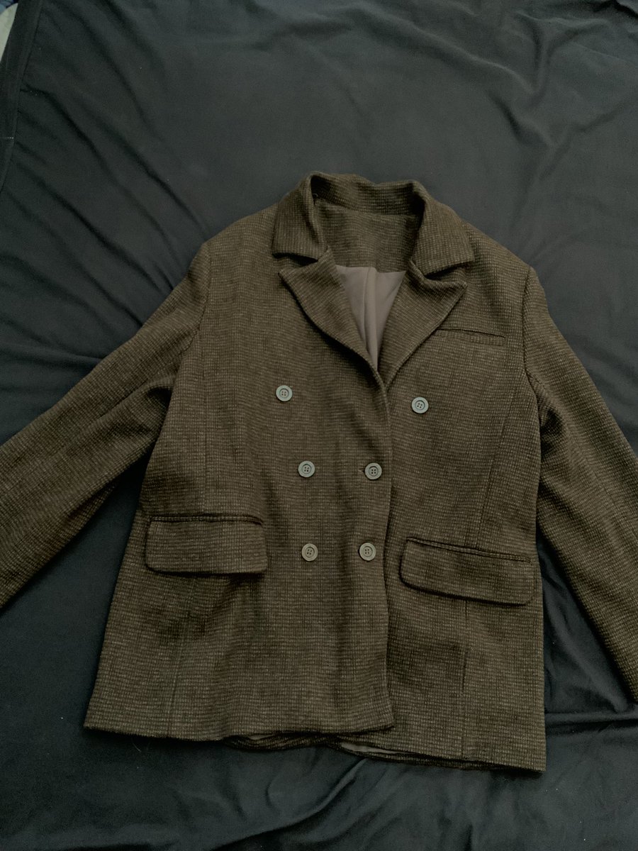 cocoaxiabutter's tweet photo. Brand : Studio unknown
Price : 850
Size : S
Material : Wool blend
Color : Dark brown
Note : เบลเซอร์ค่อนข้างมีน้ำหนัก
#เสื้อผ้ามือสอง #เสื้อผ้ามือสองราคาถูก  #เสื้อผ้ามือสองสภาพดี #ส่งต่อเสื้อผ้ามือสอง  #ส่งต่อเสื้อผ้ามือ2 https://t.co/YJFm5qu2q3