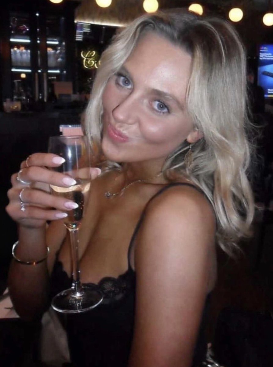 bbcirls's tweet photo. Olivia 20

tight petite blonde submission

comment what you think and dm your submissions for posting
#irl #submission #wankchat #bop #slut #cuck #goon https://t.co/29YEAPcoef