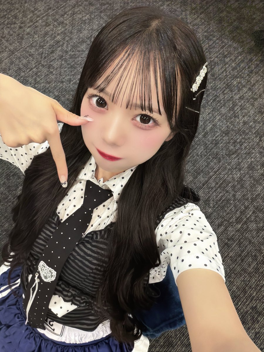 ayano__futaba26's tweet photo. 今日大特参加してないけど喋った記憶あるんだが…！(妄想)

実質タダでお話できた☺️ https://t.co/6rgMDRAe4N