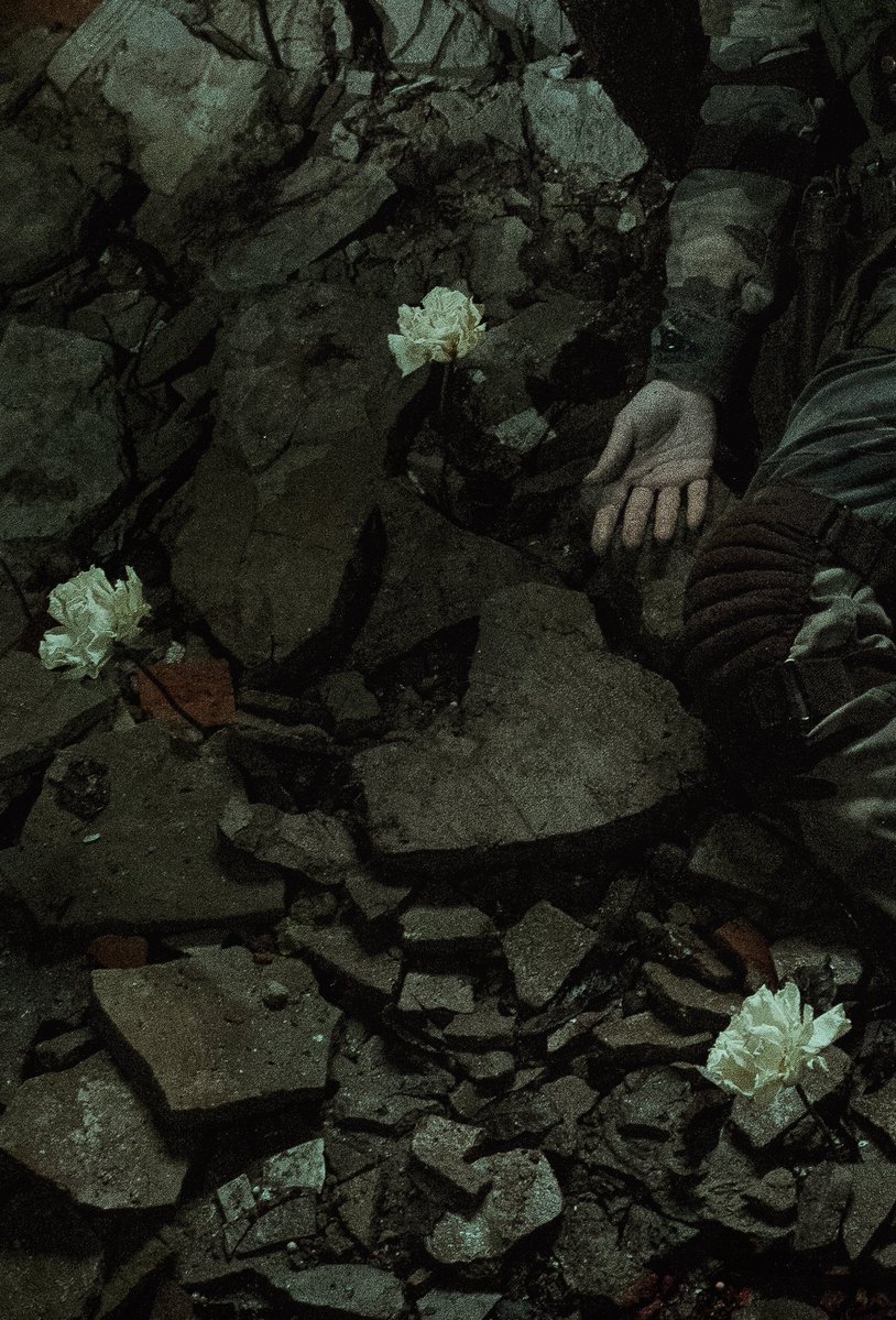faenir_morne's tweet photo. "I Gave You All I Had"

My photo project from December 2025
