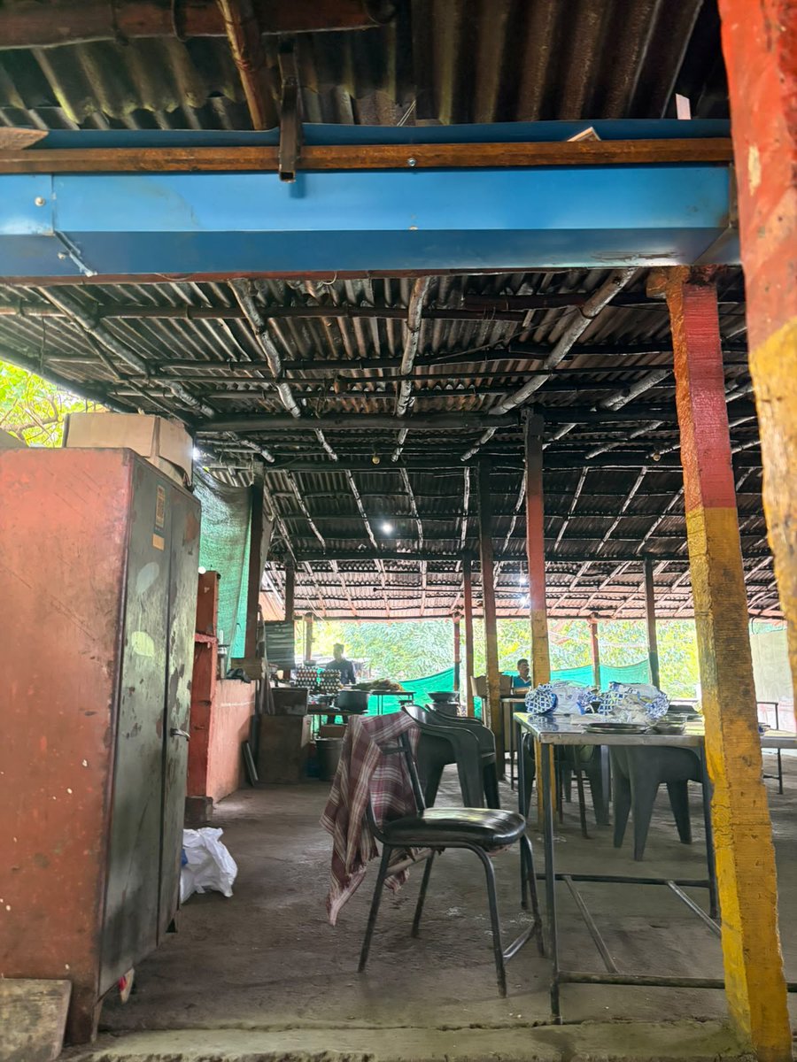 Mehak1579's tweet photo. Dhaba scenes for Sunday lunch. Extremely satisfying

#Dhaba #IndianFood #Food #LoveFood #Sunday https://t.co/8ByWHISBMs