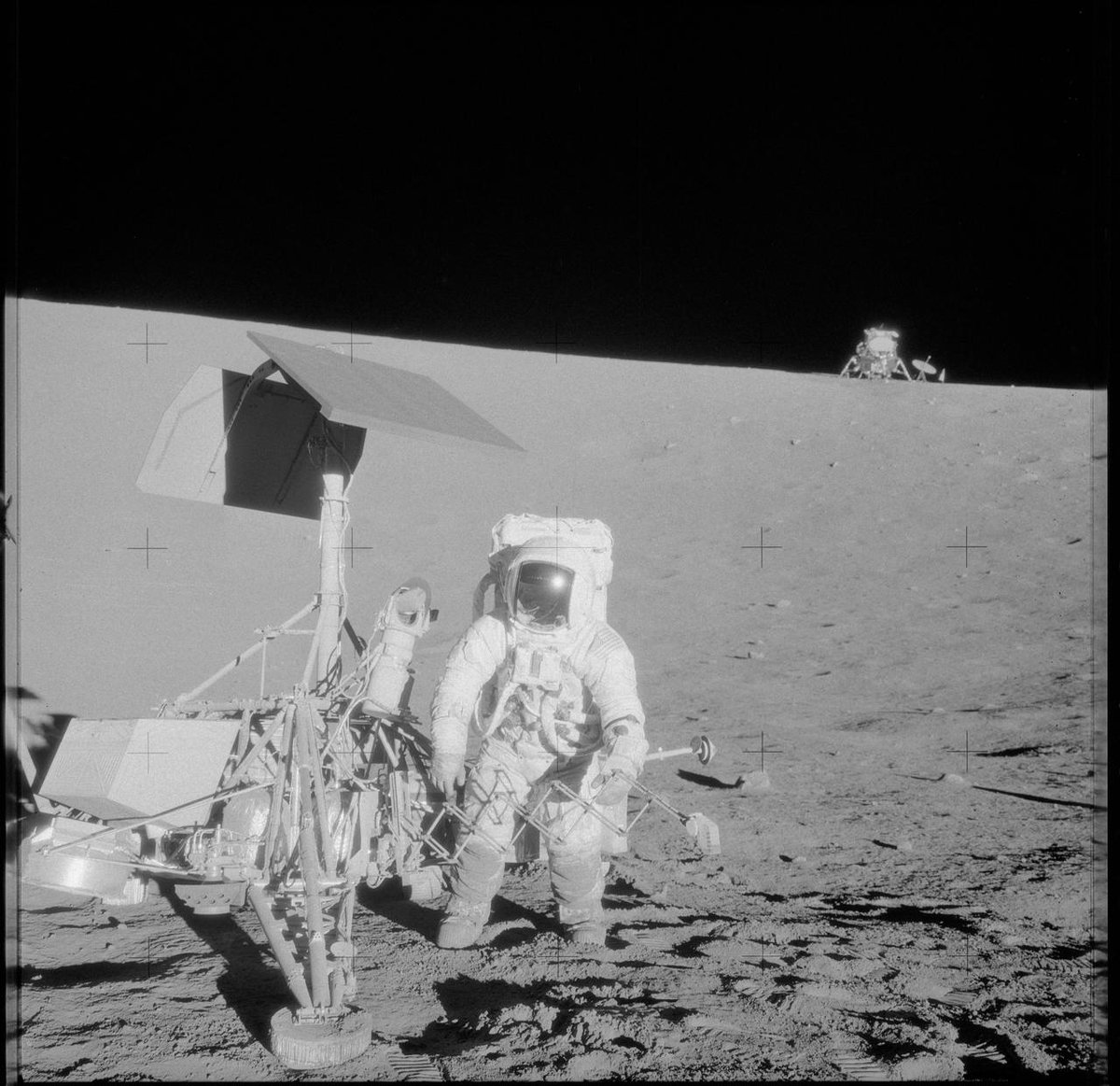 ILoveStarship's tweet photo. Real NASA stills for the Sept 20 thread.

Pete Conrad at Surveyor 3 (AS12-48-7136), Nov 1969 — the hardware S-2 never got to park.

Surveyor 1's own shadow on the Moon (PIA02976) after the first US soft landing, same vehicle family as S-2.

https://t.co/pVUclPfmip https://t.co/c0YSA68NgJ