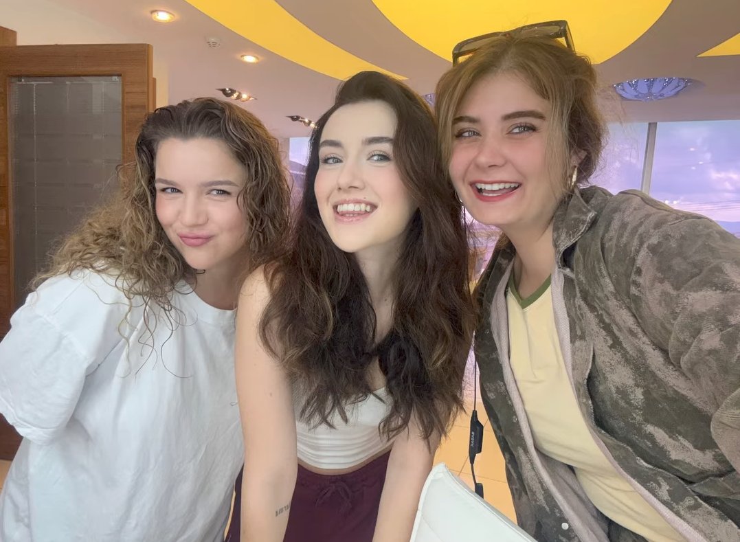 cemreallabout's tweet photo. oykuyvnc Instagram hesabından #CemreArda paylaşımı 🌸 https://t.co/igsY2cOpOZ