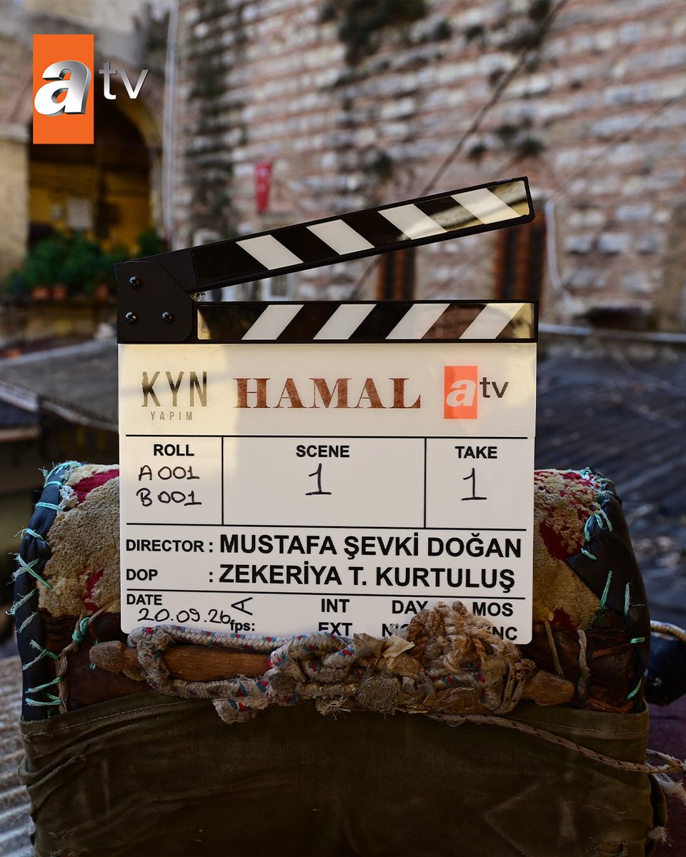 hamaltvdizi's tweet photo. Yepyeni bir hikaye, yepyeni bir başlangıç… ✨
Hamal için ilk klaket vuruldu! 🎬
Güçlü oyuncu kadrosu ve etkileyici hikayesiyle Hamal, yolculuğuna bugün başladı.

#Hamal yakında atv’de!
@atvcomtr https://t.co/zyy8Yc3vYF