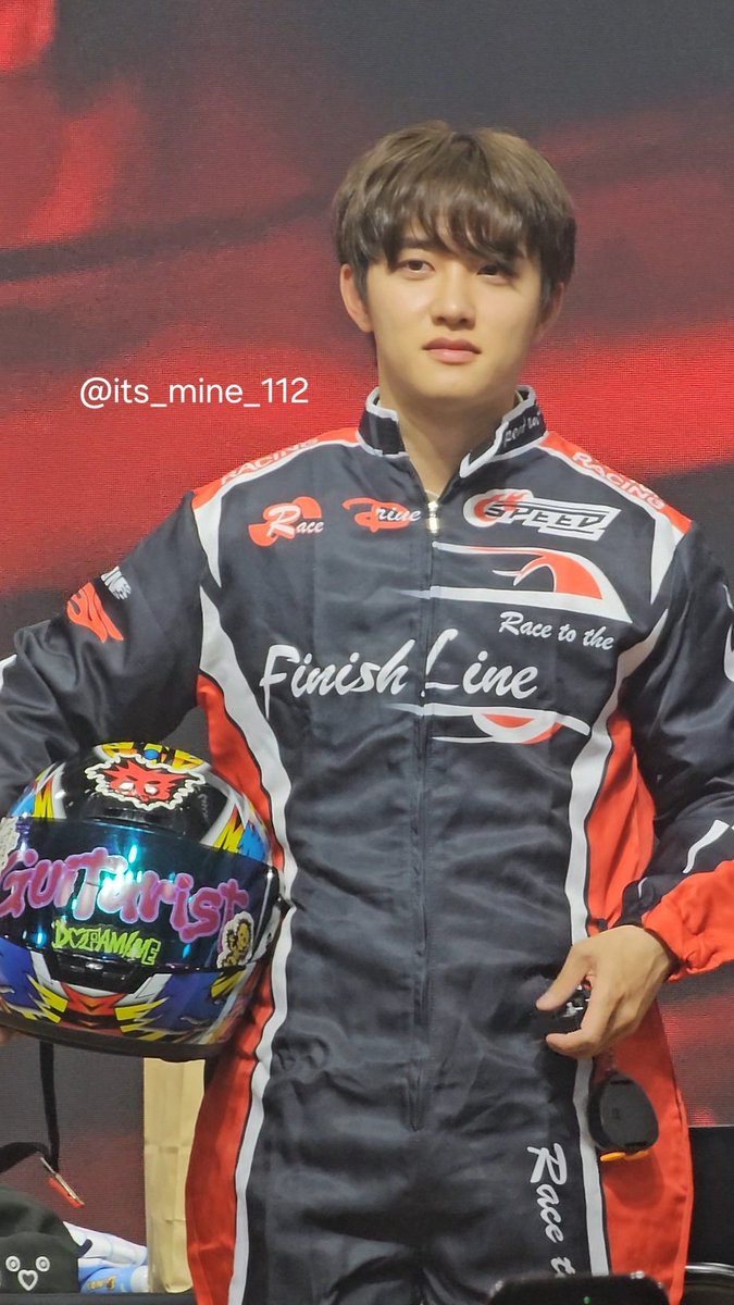 do_dyasoo's tweet photo. Kyungsoo the racer https://t.co/JkjEaJFapF
