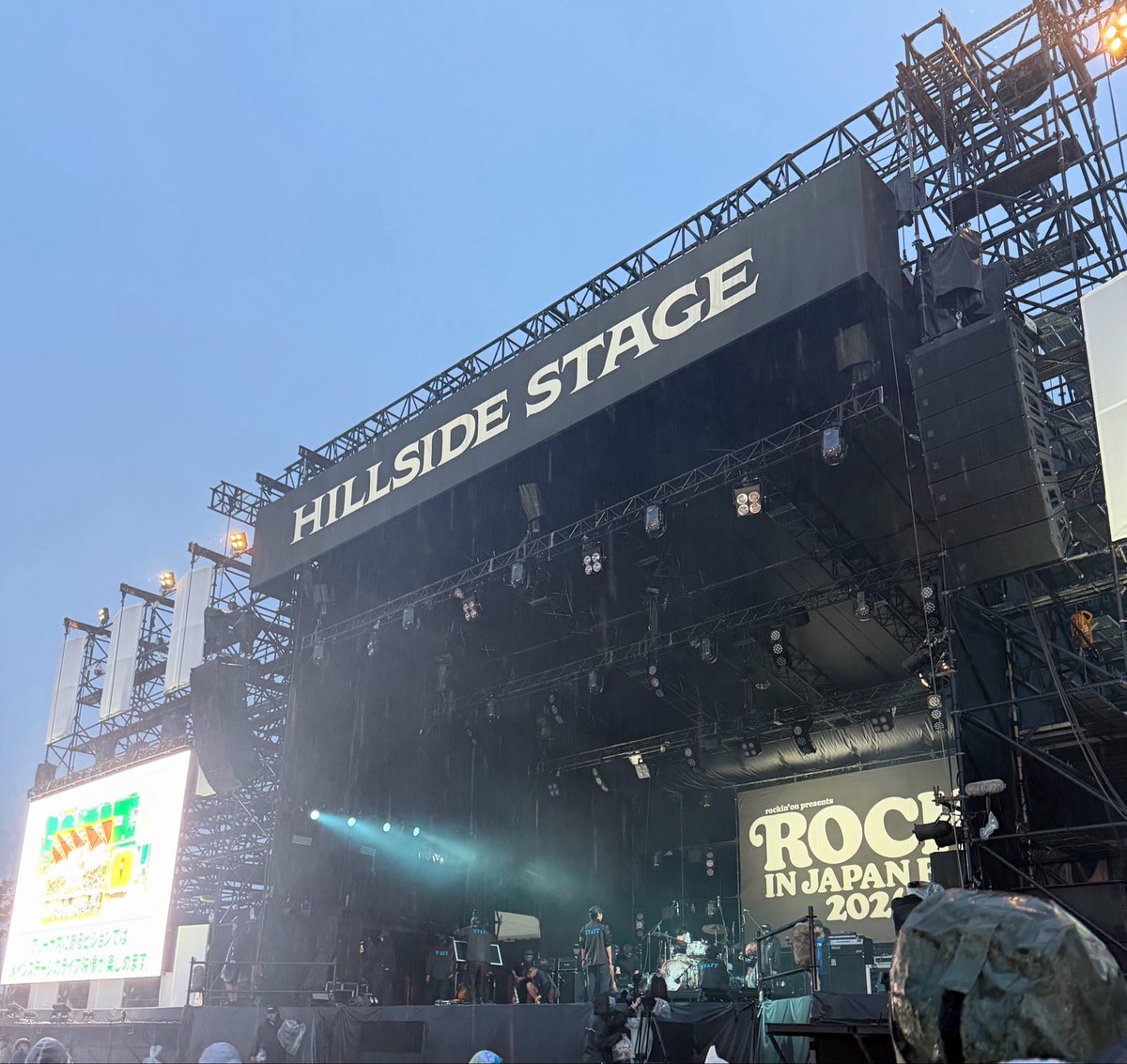 ari_no_sumika's tweet photo. ロックの場所なのでとき宣この距離で見れるのアツいな https://t.co/ejp8Gz3Px8