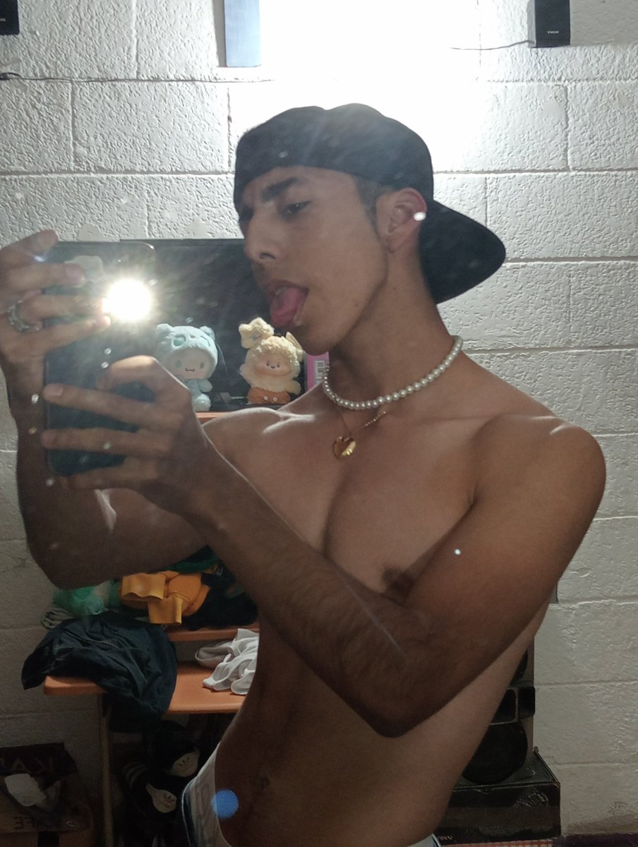 zeus_XLL's tweet photo. Buenas noches Princesa 😏✨!!
Ig: _.ar0ss https://t.co/EjY1lY3iX8