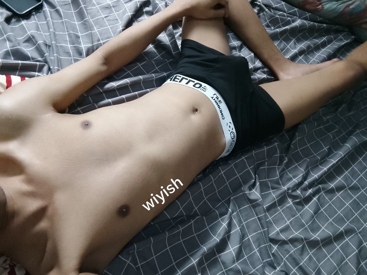 wiyish's tweet photo. boxer ini the best https://t.co/LITCLQPkun