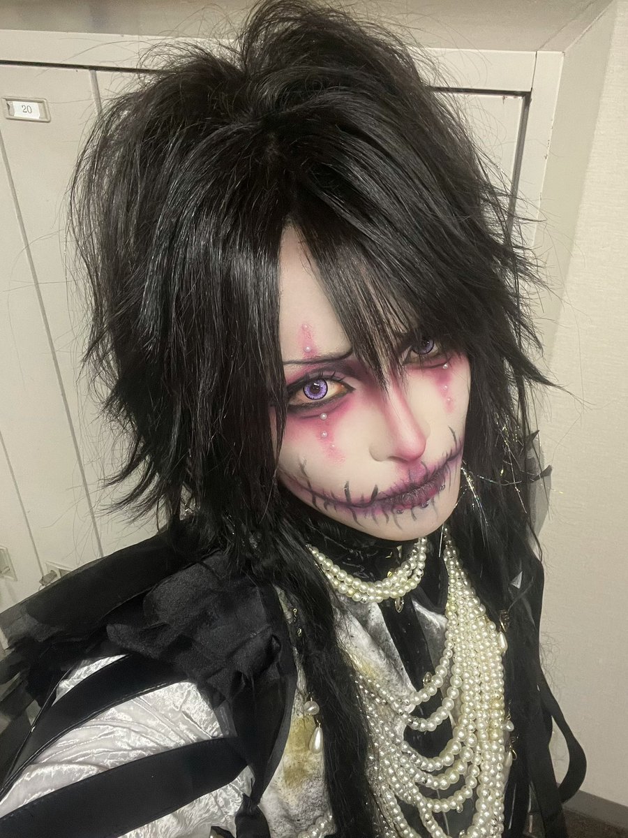 zera_kiran's tweet photo. 気持ちよかったぁ🤘✨

「Vijuttoke!!Festtoke!!2026」

最高👍
トッパーから後続のバンドさんに良いバトンを繋げたと思います🙌

名古屋、V系のメッカ✝️

最上級の敬意を込めて 🤘✨ https://t.co/Jui68u7b48