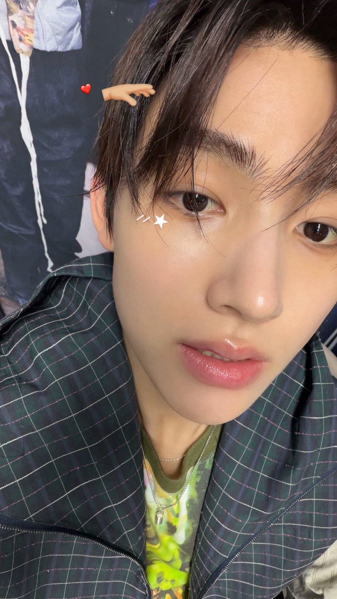 Seongnya___'s tweet photo. こちらこそいつもありがとう😭😭
だいすき https://t.co/PpqG4aFWBj
