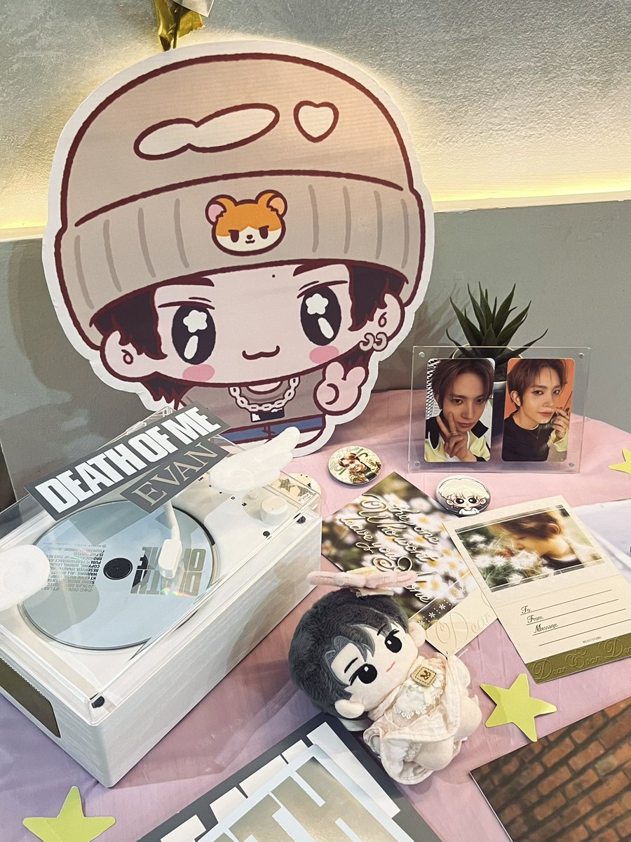 hoonkids's tweet photo. core memories with EVAN for ever + got ALBUM lucky draw 😭😭🩶 tysm team @EV01STUDI0 !!
#EternalBloom #BloomBeyondForEVER
#HEESEUNG #EVAN #희승 #에반 https://t.co/P2cDAnvvqH