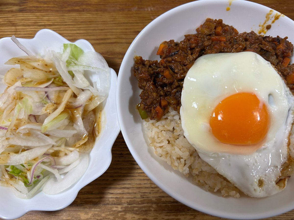Test2276's tweet photo. 今日はドライカレー https://t.co/FIVPZagXPn