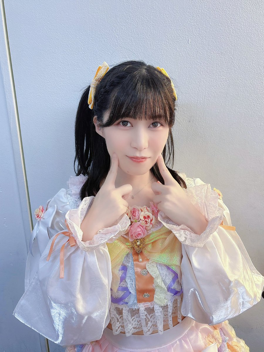reinaaa1002's tweet photo. 「文翠麗× Coloration 2マンライブ」
~衣装交換しちゃいますLIVE~
ありがとうございました✨

Colorationさんのお衣装をお借りしてのLIVEどうでしたか？？

なかなかフリフリな感じを着ることがないのでとても新鮮で､とっても可愛い衣装を着れて嬉しかったです❣️

Colorationさん、Colorationのファンの皆さんこれからもよろしくお願いします☺️