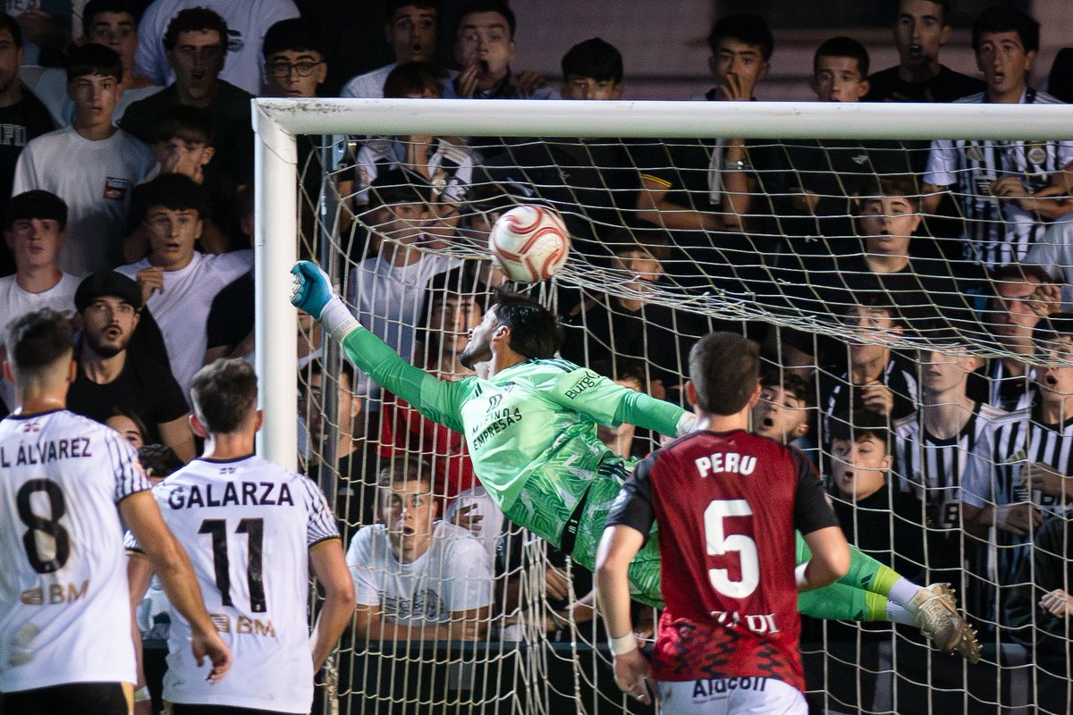 argindar's tweet photo. ⚽ Real Union 2-2 Mirandes 🏟️ Stadium Gal ⏱️ Min. 90'

Luca Sangalliren gola! Sareko armiama sareak kentzen. ⚽🕷️ ¡Gol de Luca Sangalli! Quitando las telarañas de la red.

#RealUnion #Mirandes #StadiumGal #Football https://t.co/xjAkXmp9dP