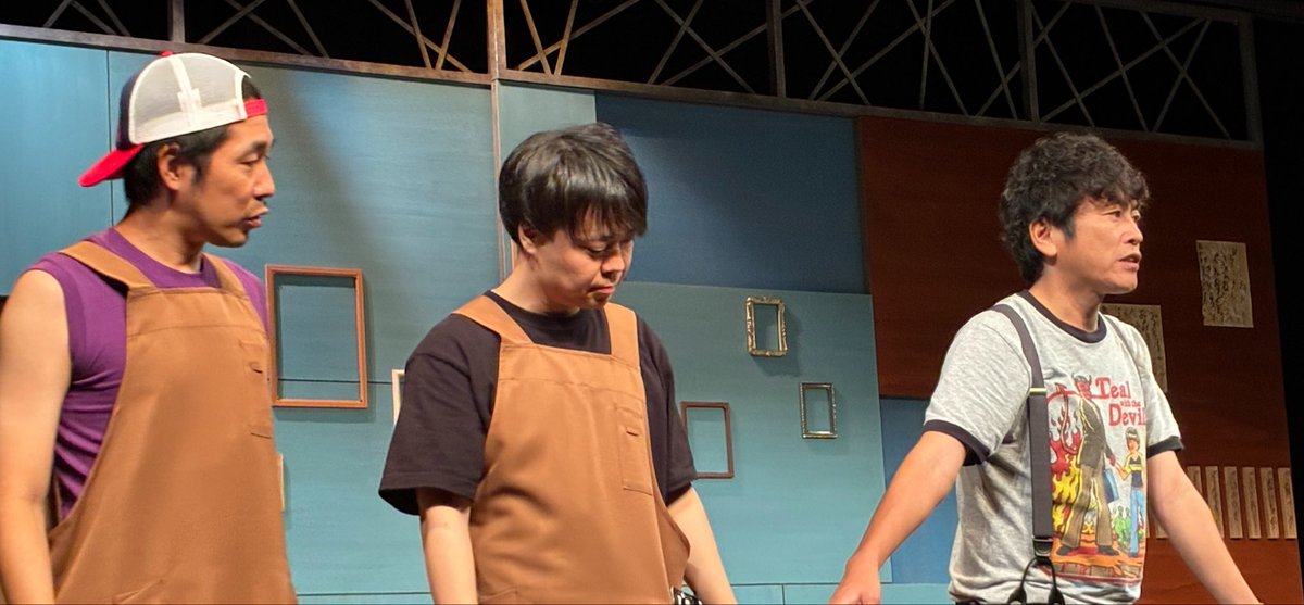 lem0n_tar0's tweet photo. メトロンズ第11回公演「金持ちに好かれなくちゃ！」初日と千秋楽という両極端で行って参りました。最速で見てから次が長く感じたのに終わってしまえばあっという間で寂しい😢今回本当にメトロンズの今であり最新で最強の公演でした。リピ特典も当ててやりましたよ🔥 #メトロンズ https://t.co/Kdq9oKpT14