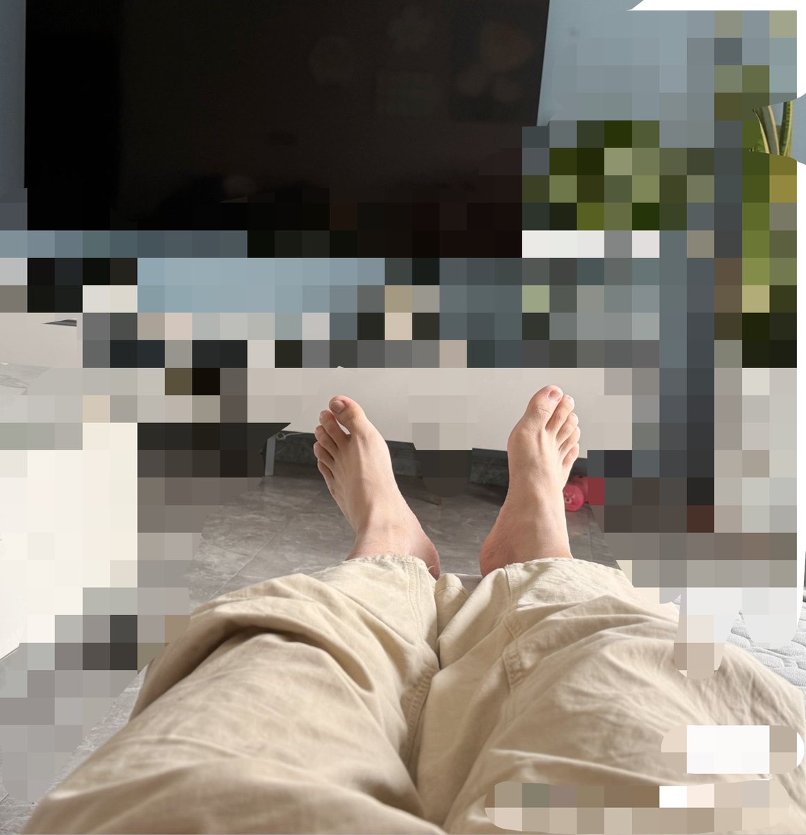 Shsbdbxjo's tweet photo. 有玩胁迫曝光的吗？？看到帖子能评论骂我一句吗什么都可以 想玩骰子游戏 #曝光 #贱狗 #公狗 #男m #女s #恶堕 #胁迫 #直男 #白袜 https://t.co/AN27LC9jBP