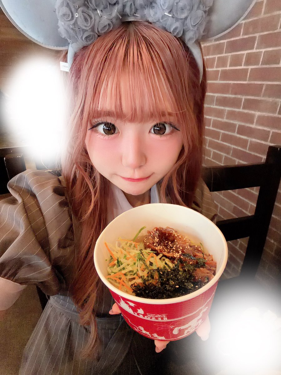 mm_1u's tweet photo. 髪色ピンクにしたよ➰🎀🤍
 #ディズニー https://t.co/bkU6rfZsdX