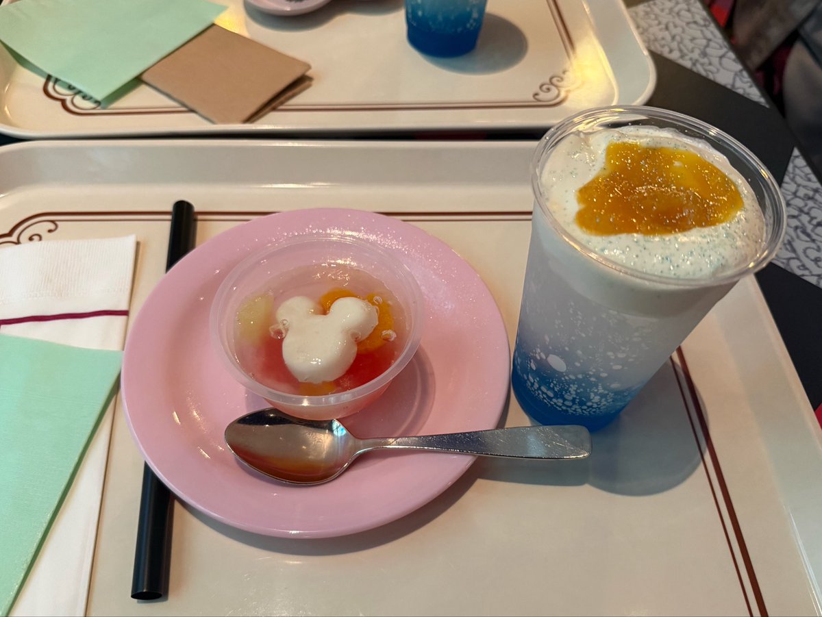 h_sera0606's tweet photo. 予定入れまくって結構ハードだったけど楽しかった！
初めましても多かったけどみんな素敵だったなぁ🥰 https://t.co/tOqCuCNFhC