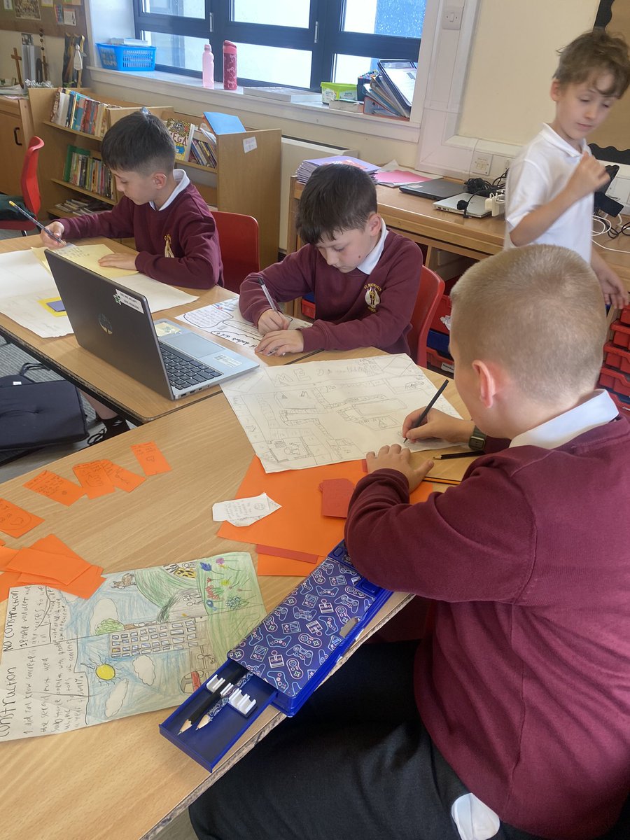 P6_5StMichaels's tweet photo. Fully focused and totally engaged as they carry out additional research for their Expedition Learning projects! 🔎📚✨ So much curiosity, collaboration and fantastic learning happening! 👏🌟#Focus #Collaborating #Communicating #Adapting #DreamBelieveAchieve https://t.co/GFm9kW1uFO