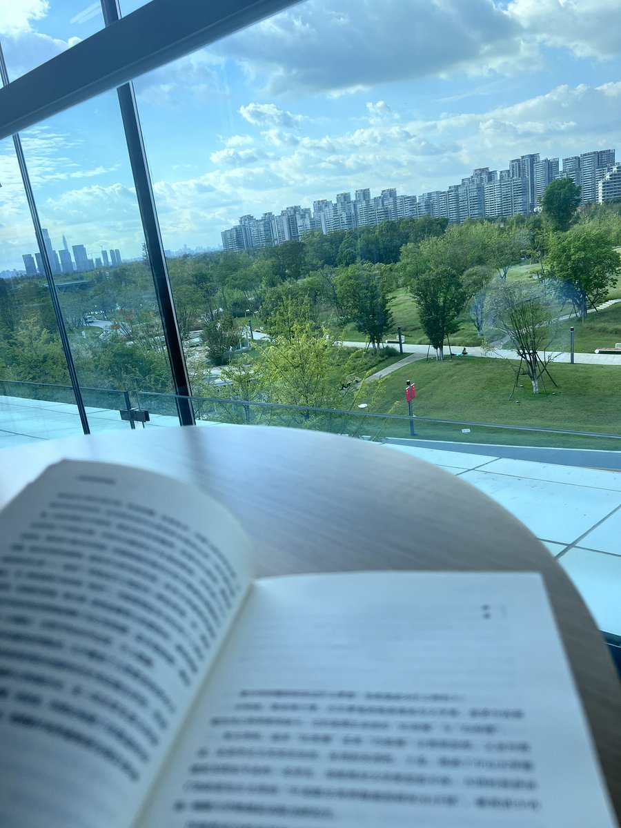 yboker's tweet photo. 我在家附近找到了一个图书馆，可以作为我离职后的归宿。当然，现在还没决定要离职，只是，今天想明白了很多事情。 https://t.co/tSvmaPRZkh