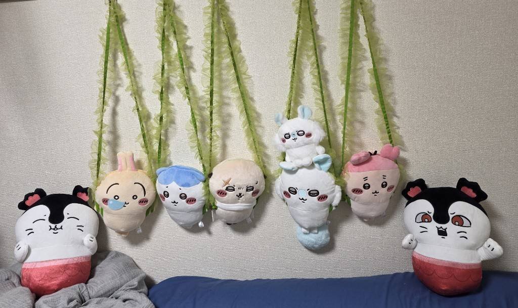 Julio_IK's tweet photo. 最近お迎えしたちいかわグッズの子達です！
かわいいものに囲まれて毎日幸せです❤ https://t.co/ns5JXoRath