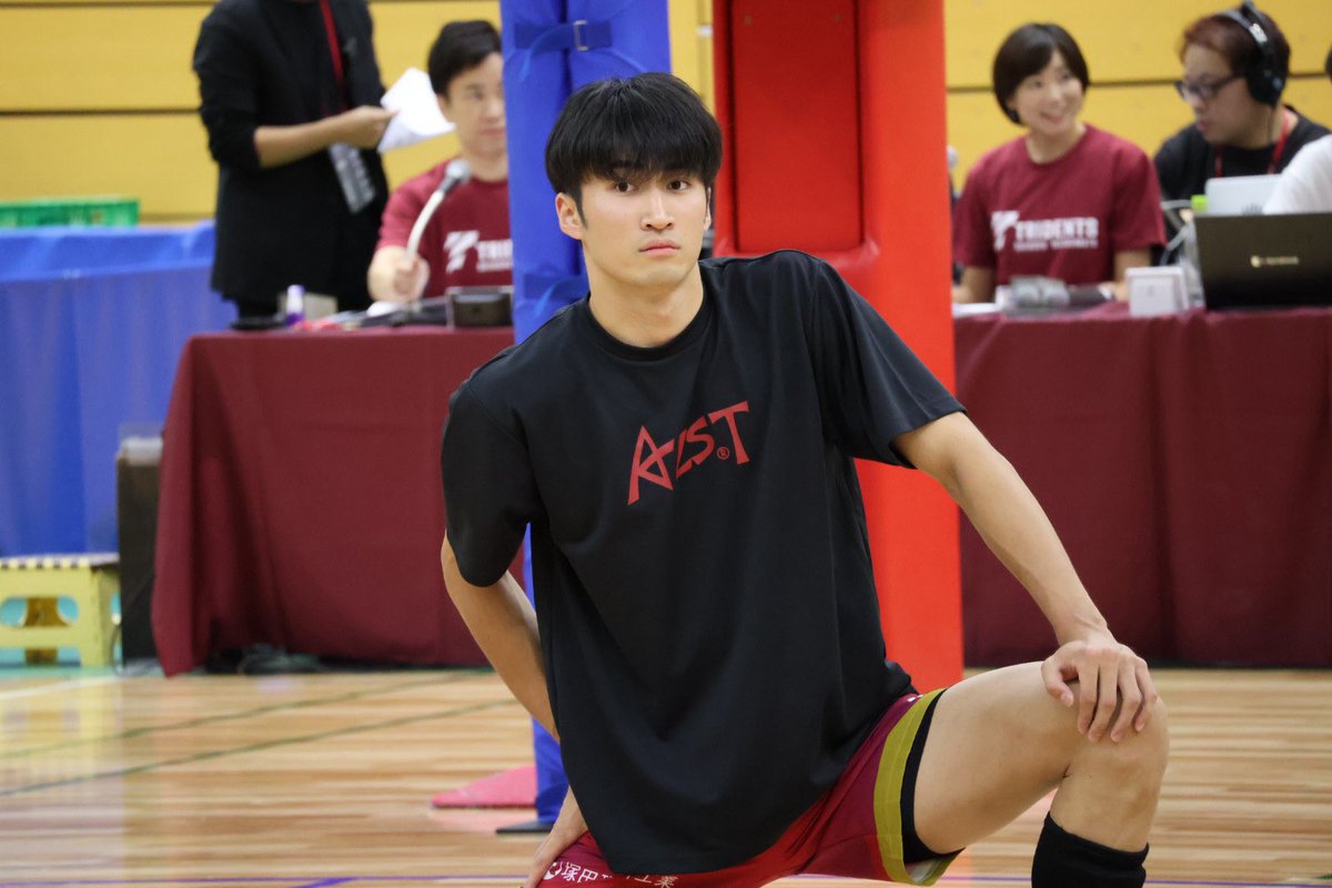 amk5469's tweet photo. 松本TD vsグレベアのプレシーズンマッチを長野県まで観てきた！

その後は推しの #工藤有史 選手とバレーしました🏐ホント自分の硬バレーのできなさに悲しくなる😭　

SVリーガー、全日本プレイヤーとバレーできる機会なんてないからよい経験になりました♪

次は泰杜です！
名古屋に向かってます🚃 https://t.co/5u2jn2qLeY