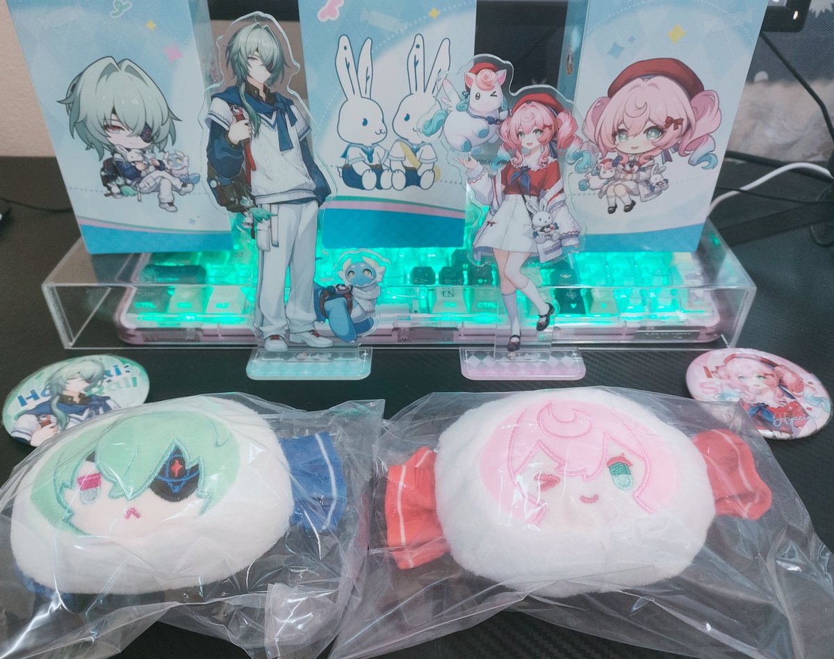 maouliminal's tweet photo. Finally got my white rabbit box 🍬 https://t.co/tWv4aqi3F1