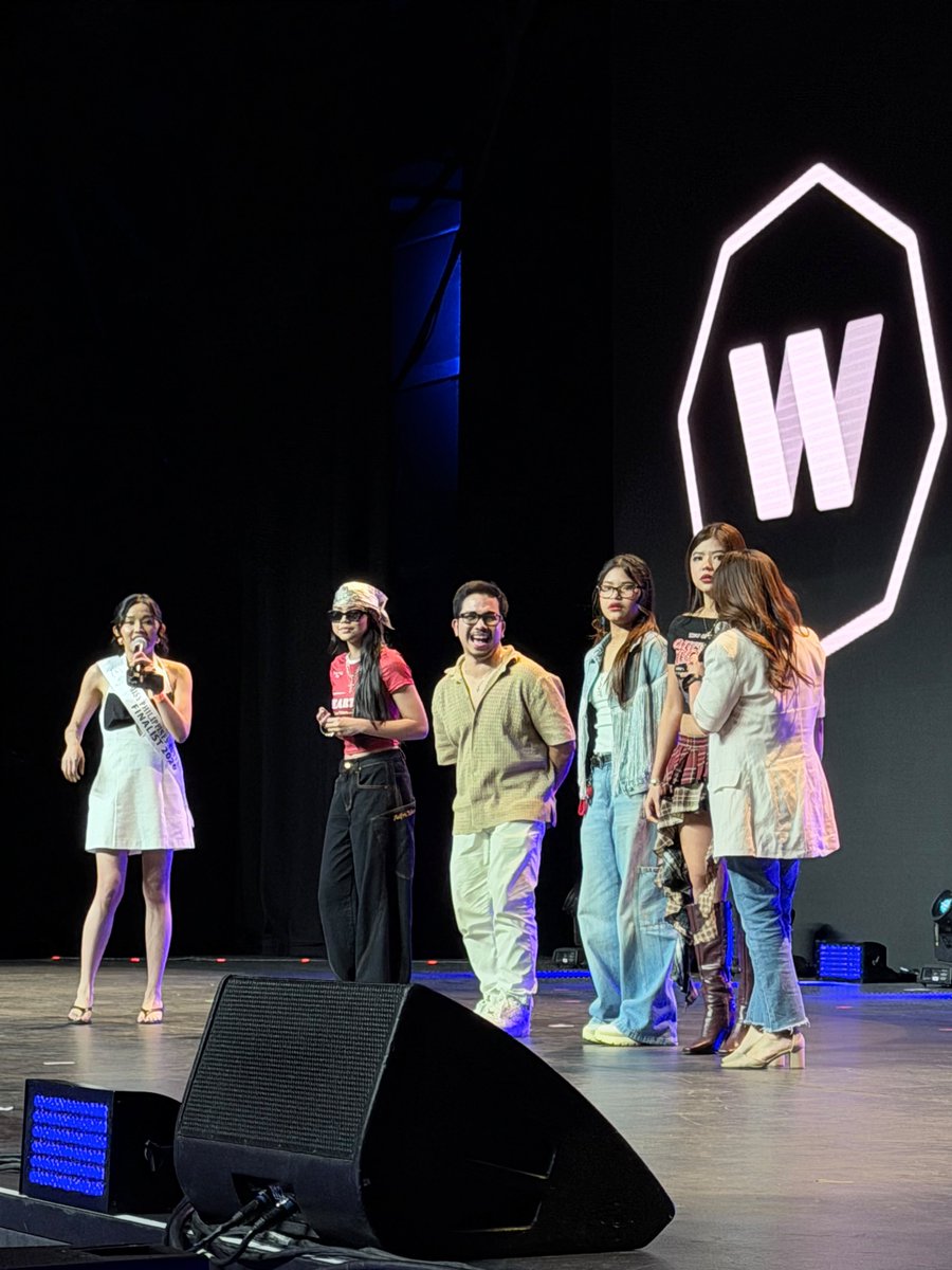 myxglobal's tweet photo. 🇦🇺 Preshow at MCEC 🌸

Salamat sa aming mga sponsors at partners, led by WorldRemit and Philippine Airlines! 👀

MELBOURNE, THE SIGNAL IS LIVE 🚨

🗓 Sept 20 | MCEC
Photo credits to Angelito Valdez Jr Photography 📸 https://t.co/3oYisLy4bP