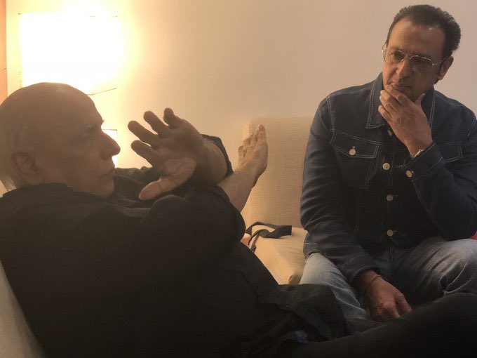 GulshanGroverGG's tweet photo. Happy Birthday dear dear Bhatt Saab  from son Sanjay &amp; me ! Forever grateful to you . Your affection, guidances Protection, teachings are my strength! @maheshnbhatt ⁦@Soni_Razdan⁩ @PoojaB1972  @aliaa08 @sanjaygrovercsg #MaheshBhatt #HappyBirthdayBhattsaab #Sanjaygrover https://t.co/KAphsepctT