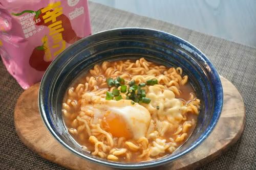 saseko0527's tweet photo. 辛ミョン食ってみたい🍜
#辛ミョン https://t.co/IpZAMT1CIT