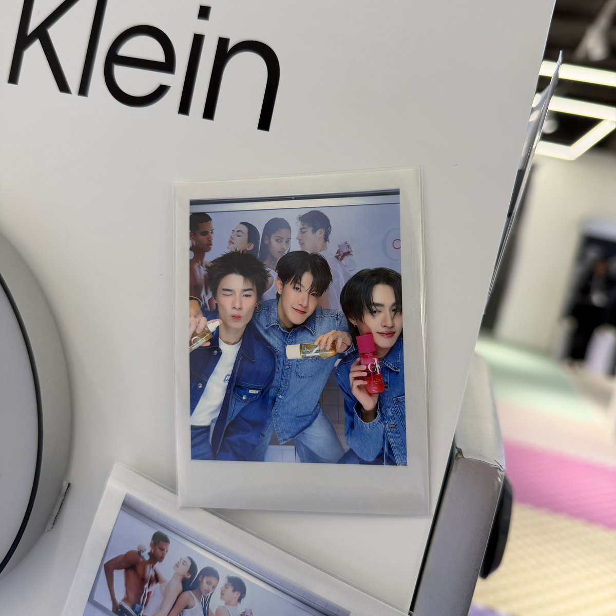 chubxw_'s tweet photo. มาดูรูปที่ 3J ถ่ายงานเมื่อวาน หล่อมากกก!

 ࣪𖤐 #JUNIOR_VVV  #JEEWATH_VVV #JANUS_VVV .ᐟ #VVV_TRIPLEV https://t.co/YsX99LpTs4