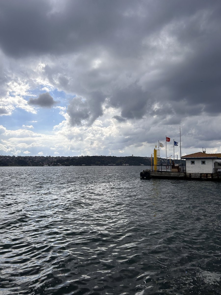 erdimotion's tweet photo. sabah, yeniköy, istanbul https://t.co/jTWAOzeB3M
