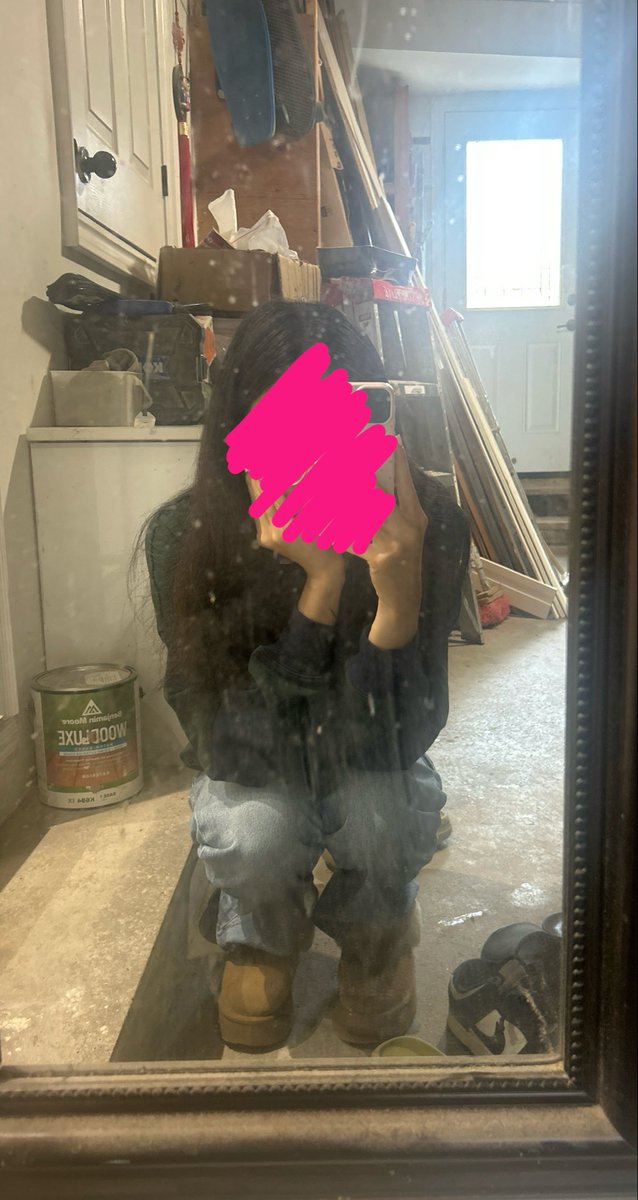 sleepyyllwgirl's tweet photo. Hi do you like my outfit yay https://t.co/HcKzn0zZbl
