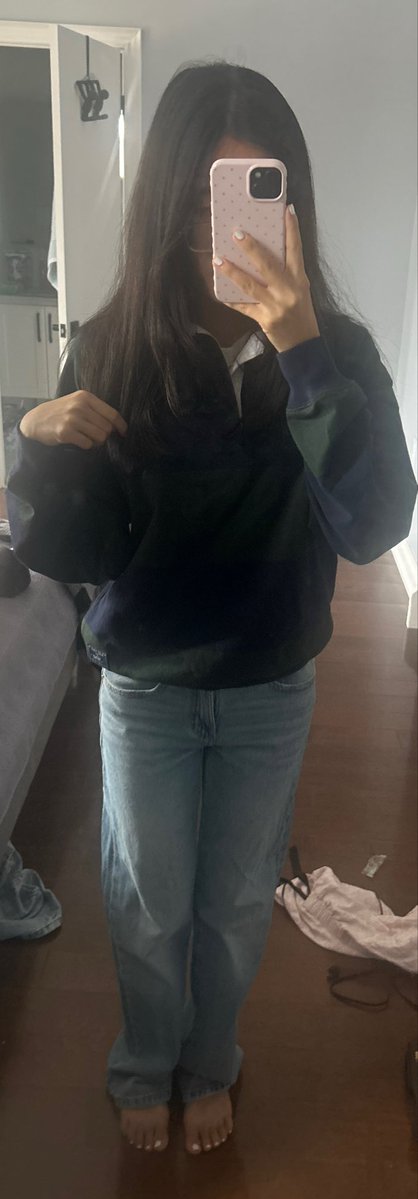 sleepyyllwgirl's tweet photo. Hi do you like my outfit yay https://t.co/HcKzn0zZbl