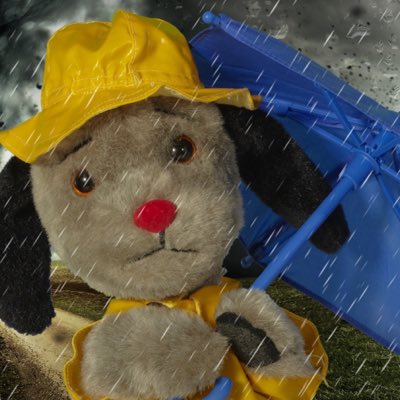 Fancyduds10's tweet photo. #NewProfilePic It may be raining, it may be pouring but I am still out and about. Hope you are too 😁 https://t.co/Mq7gnEbV2B