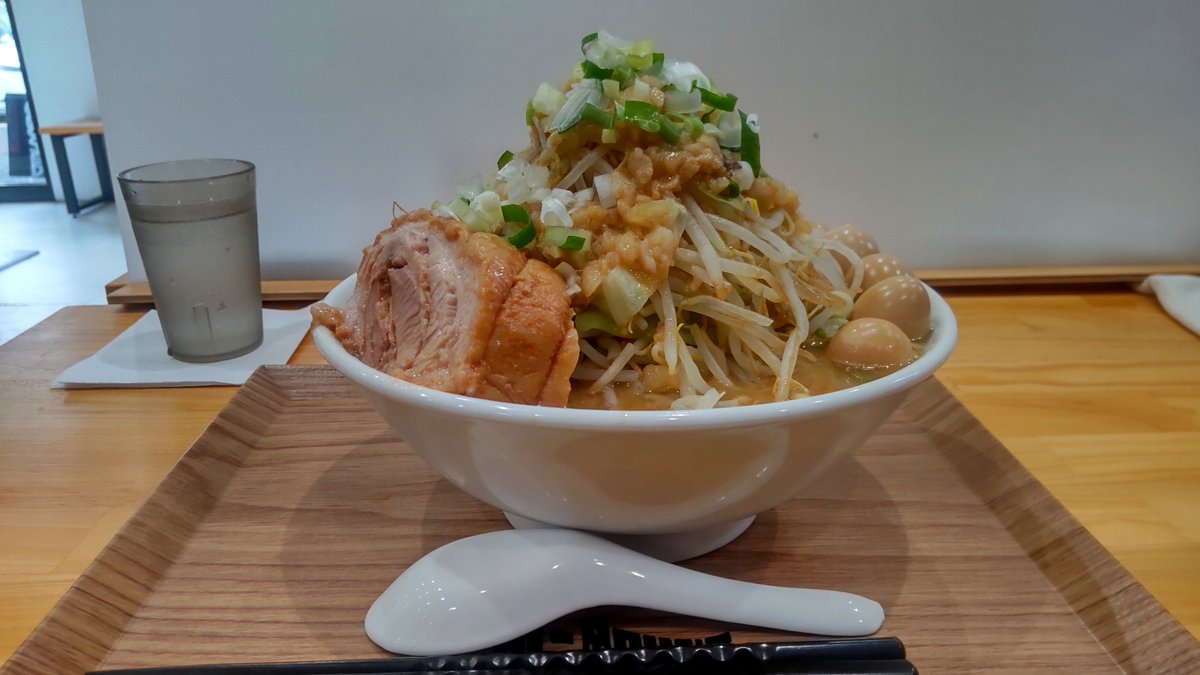 kanopoo1973's tweet photo. 添付画像のメニューの詳細
【商品名】
ラーメン(茹で前200g)
【トッピング】
全マシ
ウズラ
キレッキレでコクがあって、そんでもってパンチが効いてて、ハイマウントさんマジで最高に美味いラーメン🍜よね💕✨
ヾ(*´﹃`*)ウマウマイエェ〜イ💕
#喰らえっ飯テロっ
#ハイマウント
#HIMOUNT
#小山市 https://t.co/WCJlDcdetg