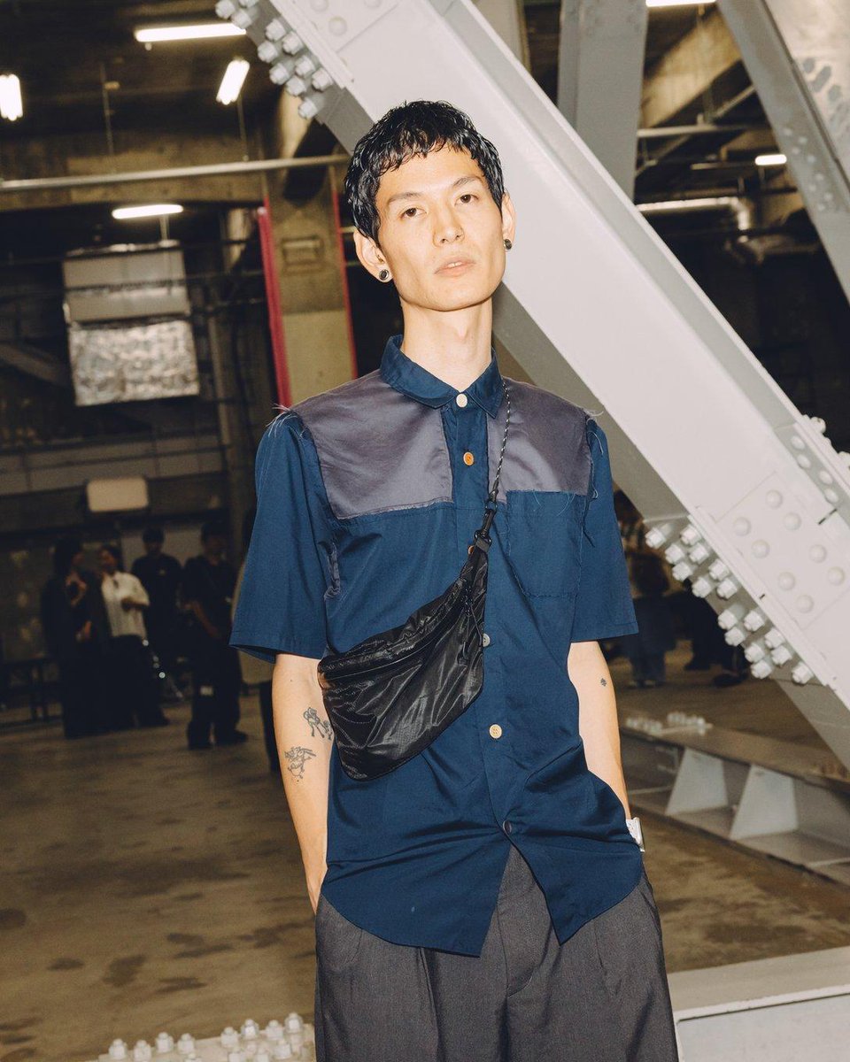 fashionsnap's tweet photo. 【スナップ】
名前: 藤本 夏樹
職業: 音楽家

トップス: UNDERCOVER
ボトムス: baldwin
バッグ: KAIKO
シューズ: Dr.Martens
ピアス: NECROMANCE

https://t.co/Qw1QMShGc6 https://t.co/emZi65fPSX