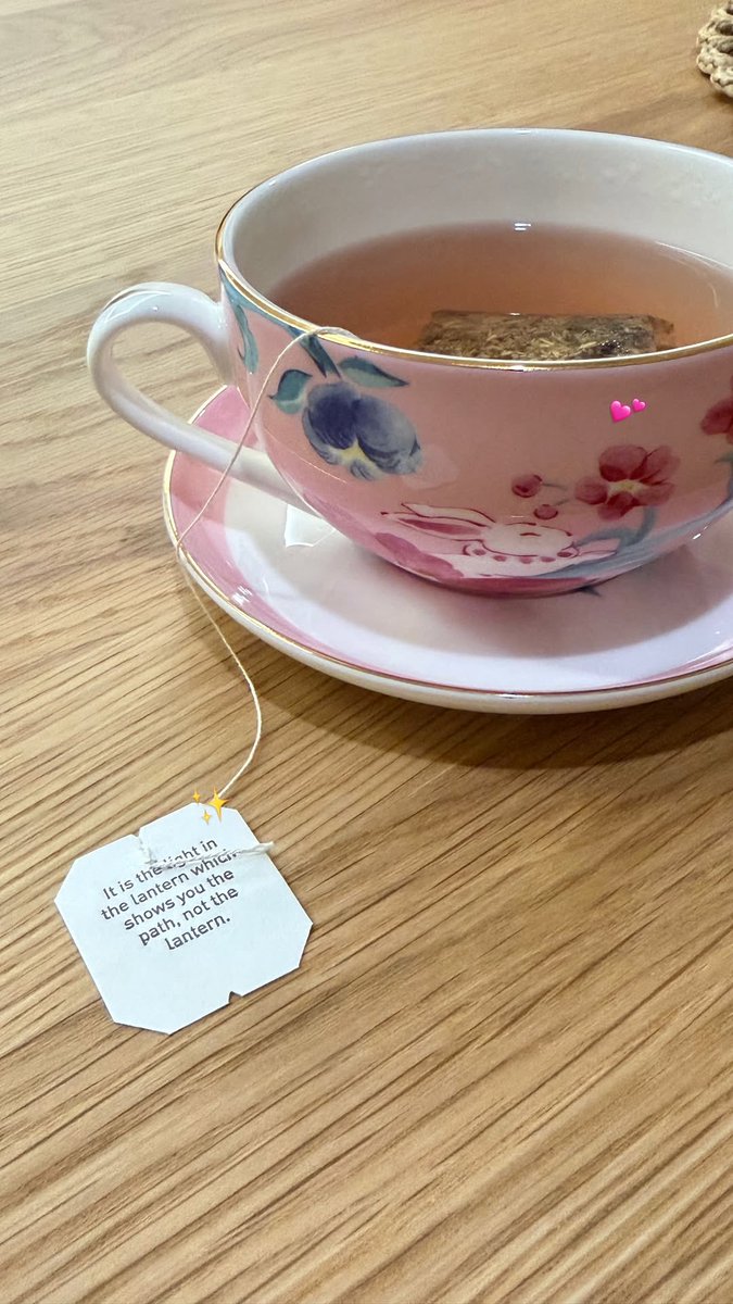 oomeisayaph's tweet photo. oomeisaya IG Story | 09-20-26

“✨💕”

#oomeisaya https://t.co/pwp7yCIlj6