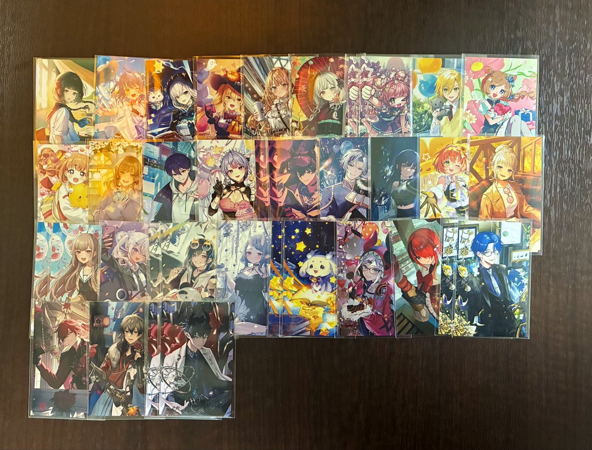 omsk343's tweet photo. 【交換 譲渡】にじさんじ にじストア 6周年 メモリアル ノスタルジア Another Style 共通衣装3D チェキ カード アニメイト 特典 しおり

譲：画像1-4

求：画像5 or 定価(🚺のみ)

大阪市内手渡し or 郵送
希望数集まれば締め切ります🙇‍♀️
お気軽にお声がけ下さい◎ https://t.co/YJ3WmhcsDH