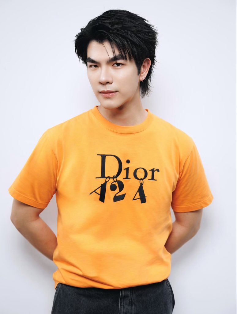 thaifashiond's tweet photo. #UPDATE: เปิดภาพเหล่าแอมบาสเดอร์ไทย มาย-ภาคภูมิ @milephakphum, อาโป-ณัฐวิญญ์ @Nnattawin1, หลิงหลิง คอง @linglingsirilak และ ออม-กรณ์นภัส @ormmormm ร่วมฉลองความร่วมมือระหว่าง DIOR และ A24 

@dior 
#DiorA24 #Dior https://t.co/NzXjEEVggn