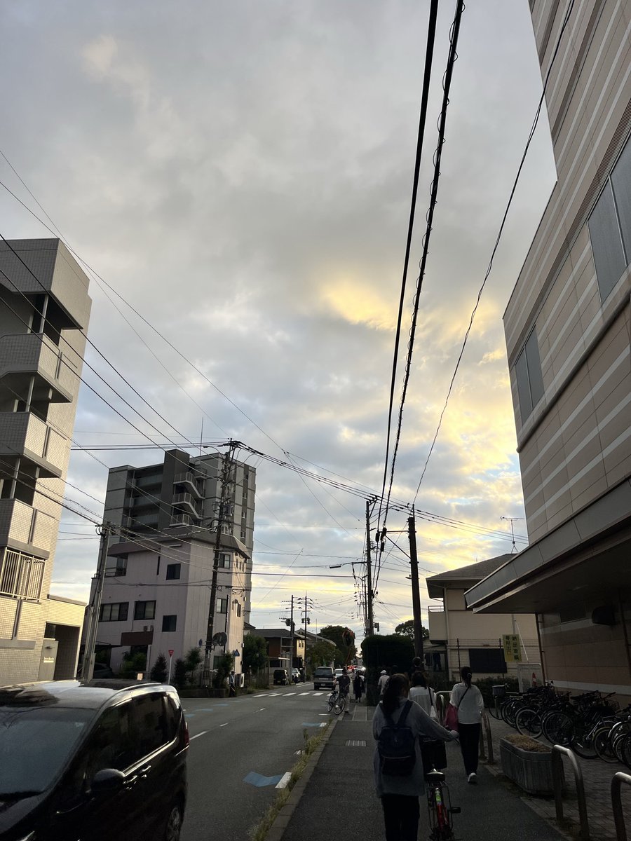 yn11362453's tweet photo. 今日の南久留米は夏祭りだか賑やか
7時30分から結構立派な花火大会もあるからねー https://t.co/wHfsir6fiX