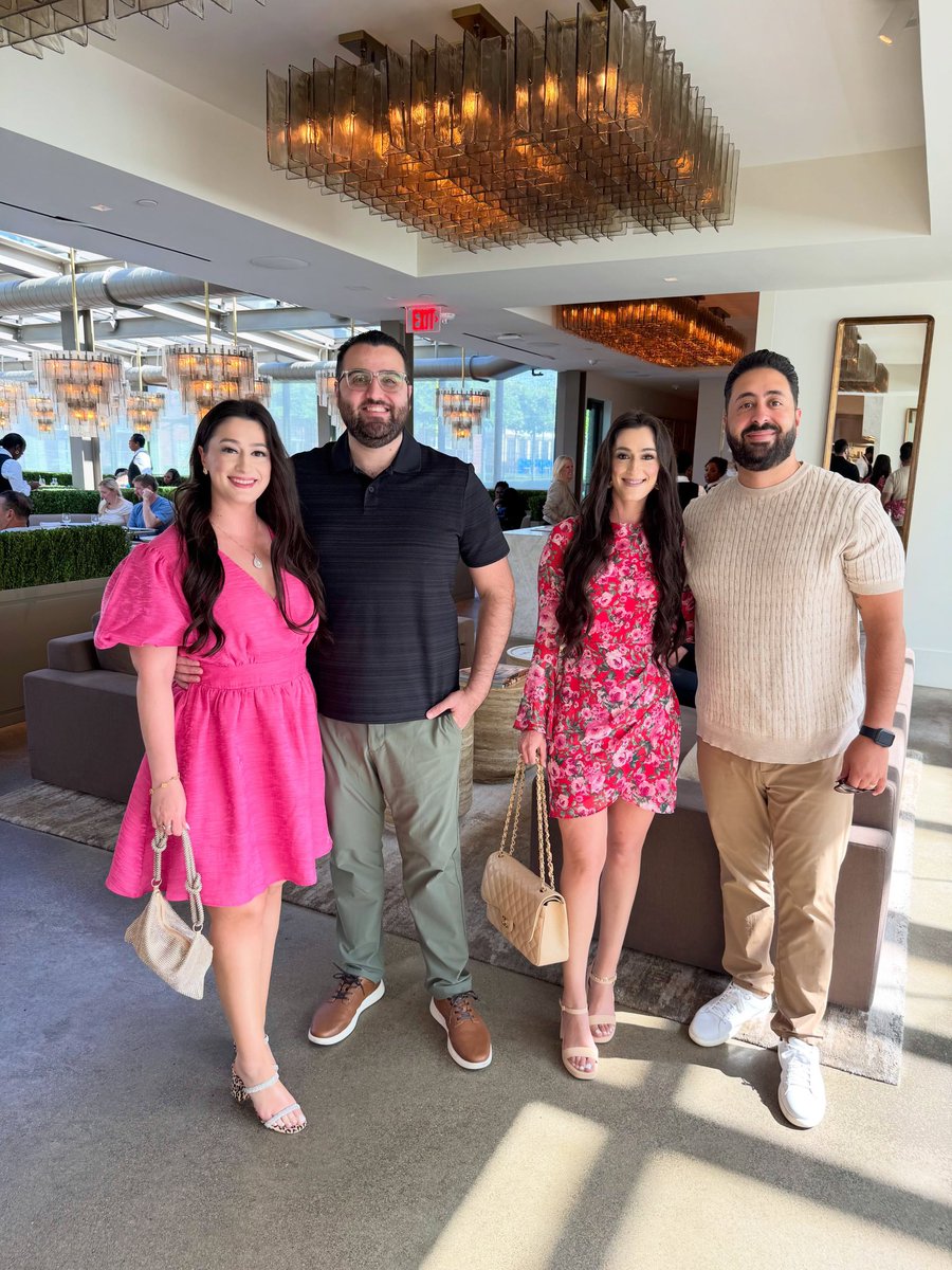 JeremySantaAna's tweet photo. So pretty for Michelle and Nicole and they're the best 😍🥰❤️ https://t.co/i7NdBjeeEG