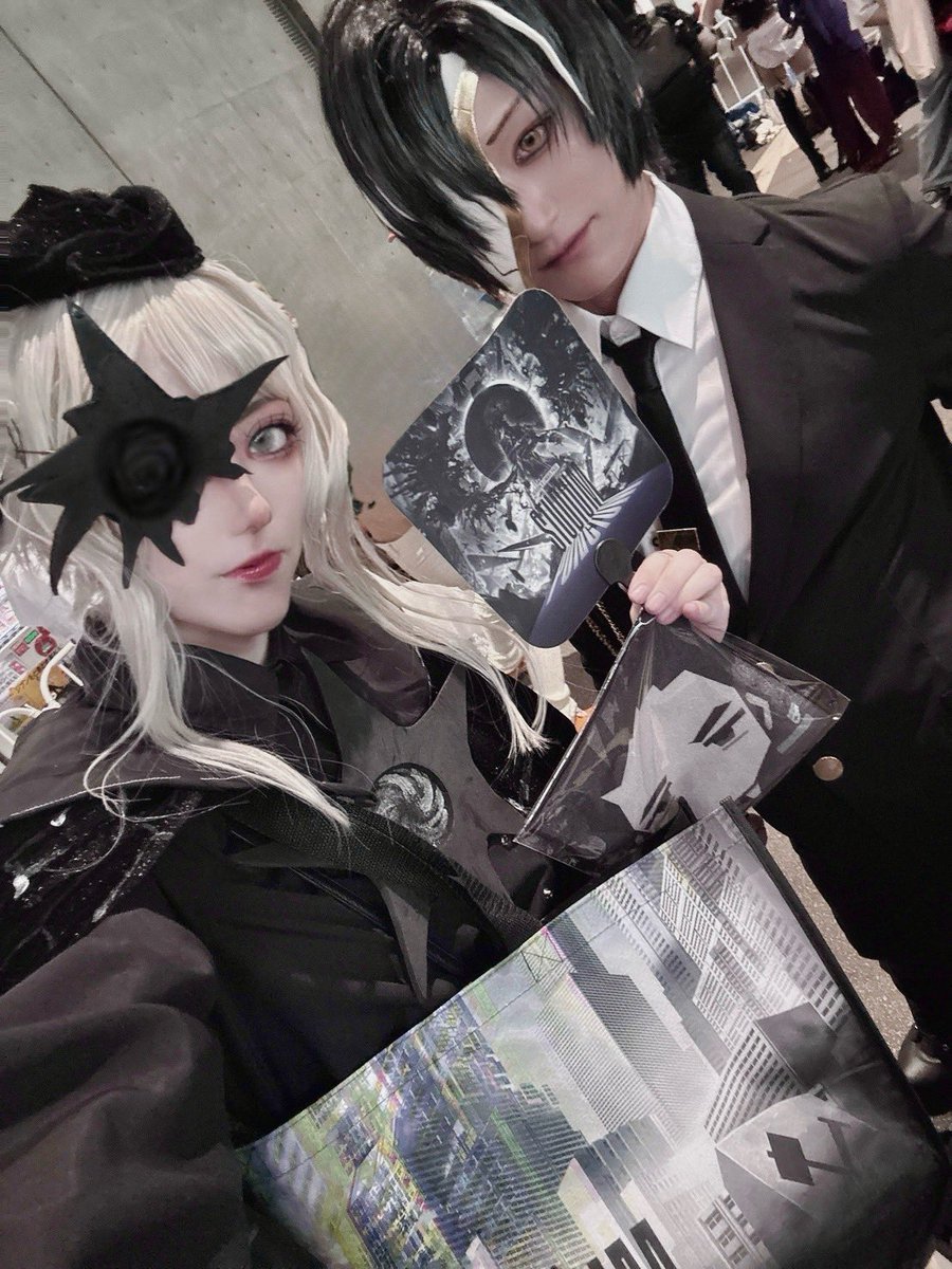 magarizaki's tweet photo. Cosplay
穴ファウストと人差し指イサン
並ぶとなんか未亡人感がすごいね
TGSお疲れ様でした！
#LimbusCompany
#TGS2026
#東京ゲームショー2026 https://t.co/idyWfeatB6