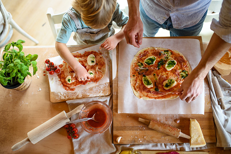 vselvianney's tweet photo. Just had a cozy pizza night with my two little ones—laughing over burnt crusts and silly jokes make every ordinary day feel like a treasure. https://t.co/PWN2VRTkfQ