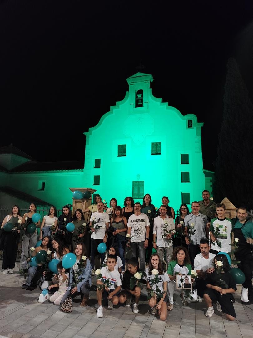 AEPMI's tweet photo. #lightupformito #Spain #wordmitoweek #yecla #pamplona #cordoba https://t.co/AFFf5RhXoN